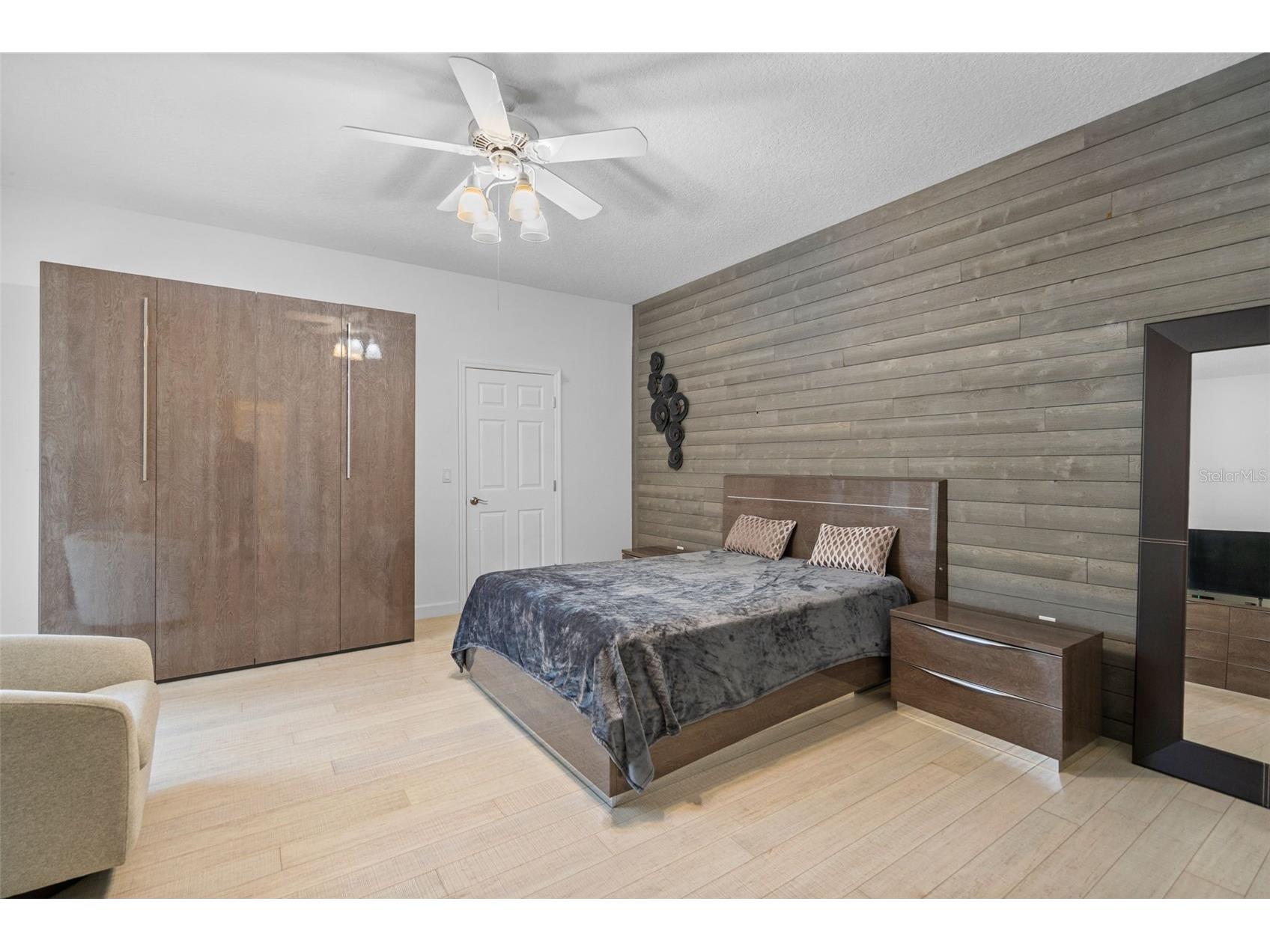 4334 Marcott Circle Sarasota FL 34233 A4690044 image26