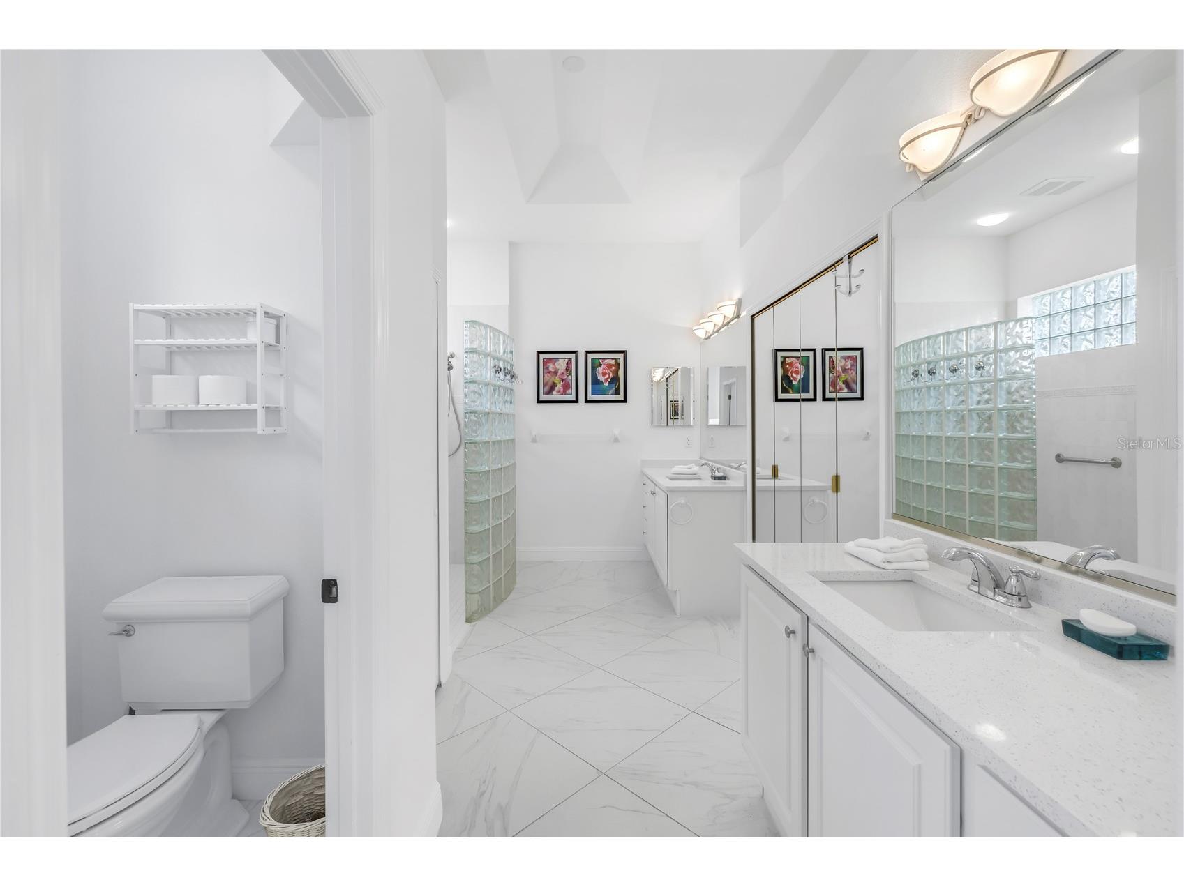 4334 Mirabella Circle Bradenton FL 34210 A4692780 image35