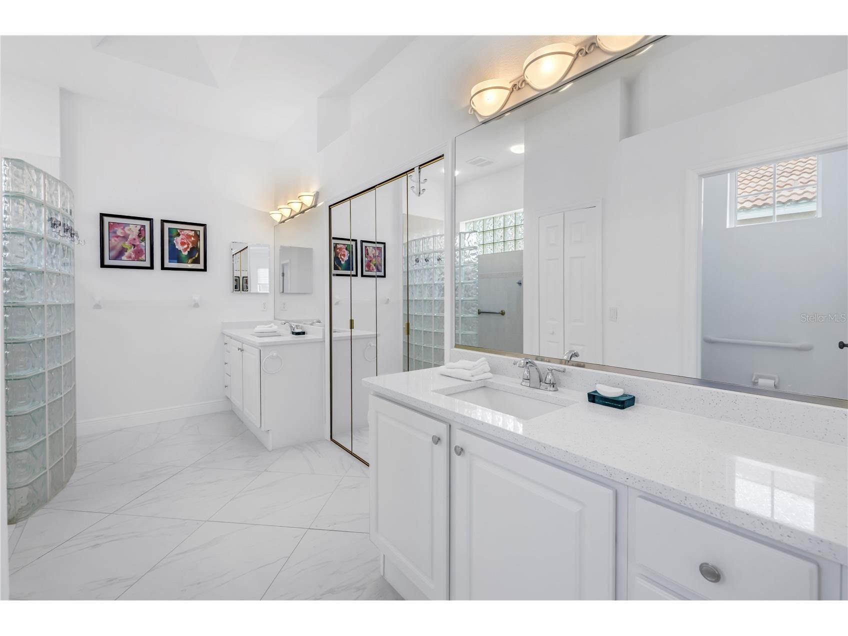 4334 Mirabella Circle Bradenton FL 34210 A4692780 image37