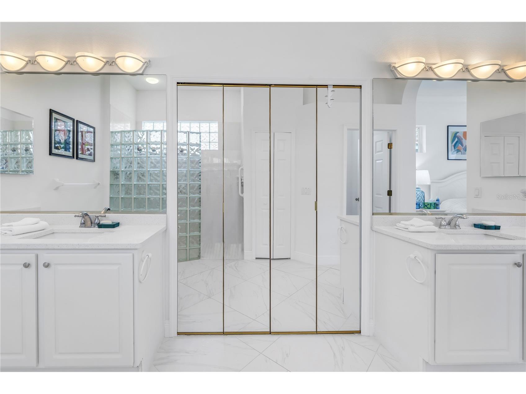 4334 Mirabella Circle Bradenton FL 34210 A4692780 image40