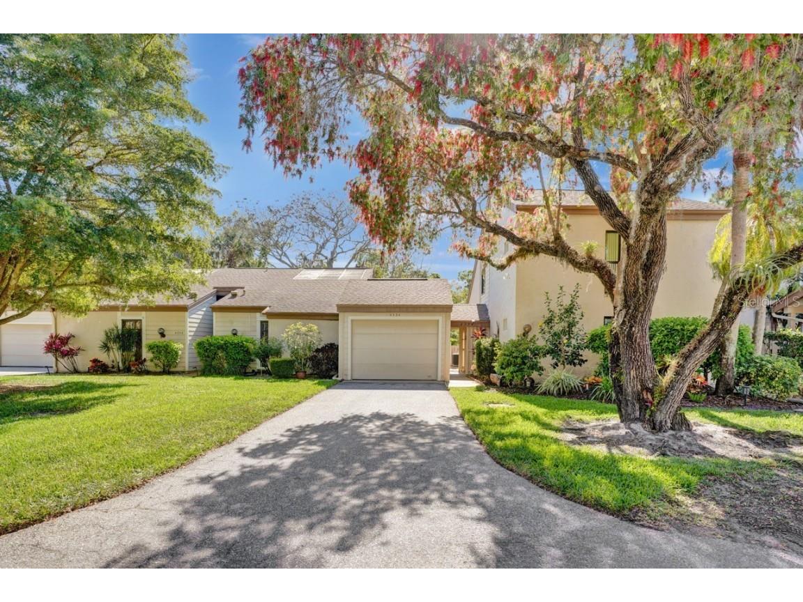 4334 Woodmans Chart #138 Sarasota FL 34235 A4603455 image1
