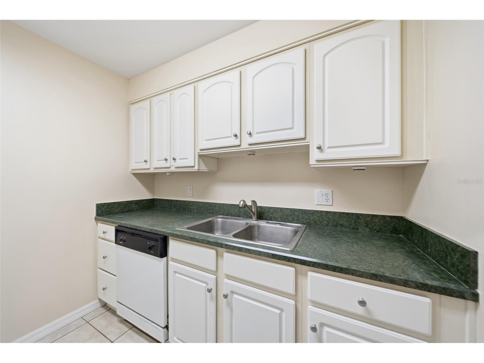 4335 Aegean Drive #144A Tampa FL 33611 TB8480452 image11