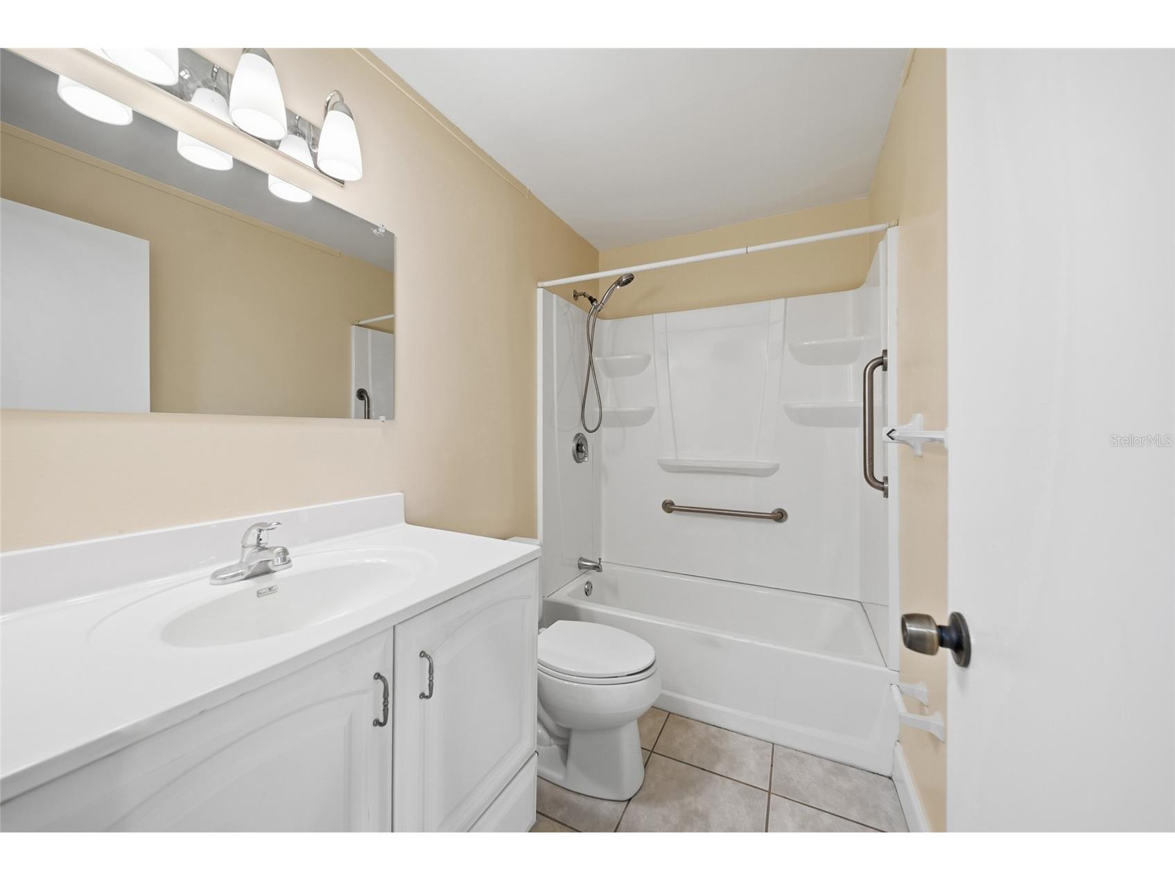 4335 Aegean Drive #144A Tampa FL 33611 TB8480452 image16