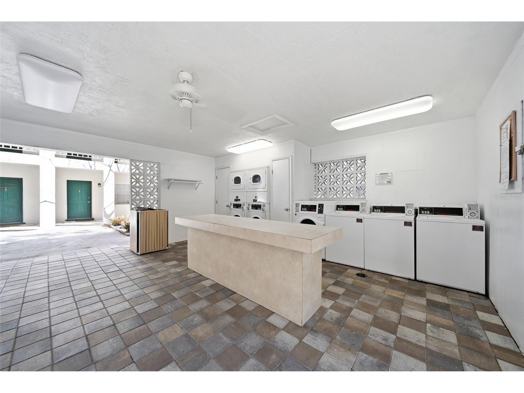 4335 Aegean Drive #144A Tampa FL 33611 TB8480452 image28