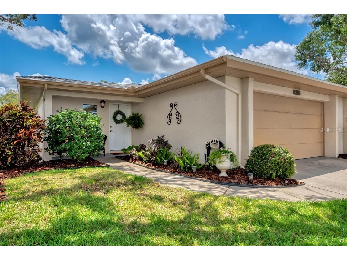 4335 Bowling Green Circle #20 Sarasota FL 34233 A4572623 image1
