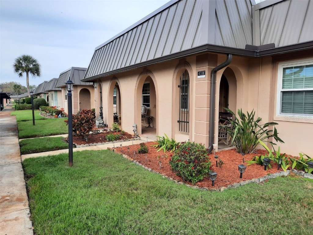 4336 Sunstate Drive #C New Port Richey FL 34652 W7862645 image1