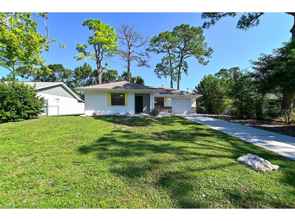 4337 Linwood Street Sarasota FL 34232 A4582394 image1