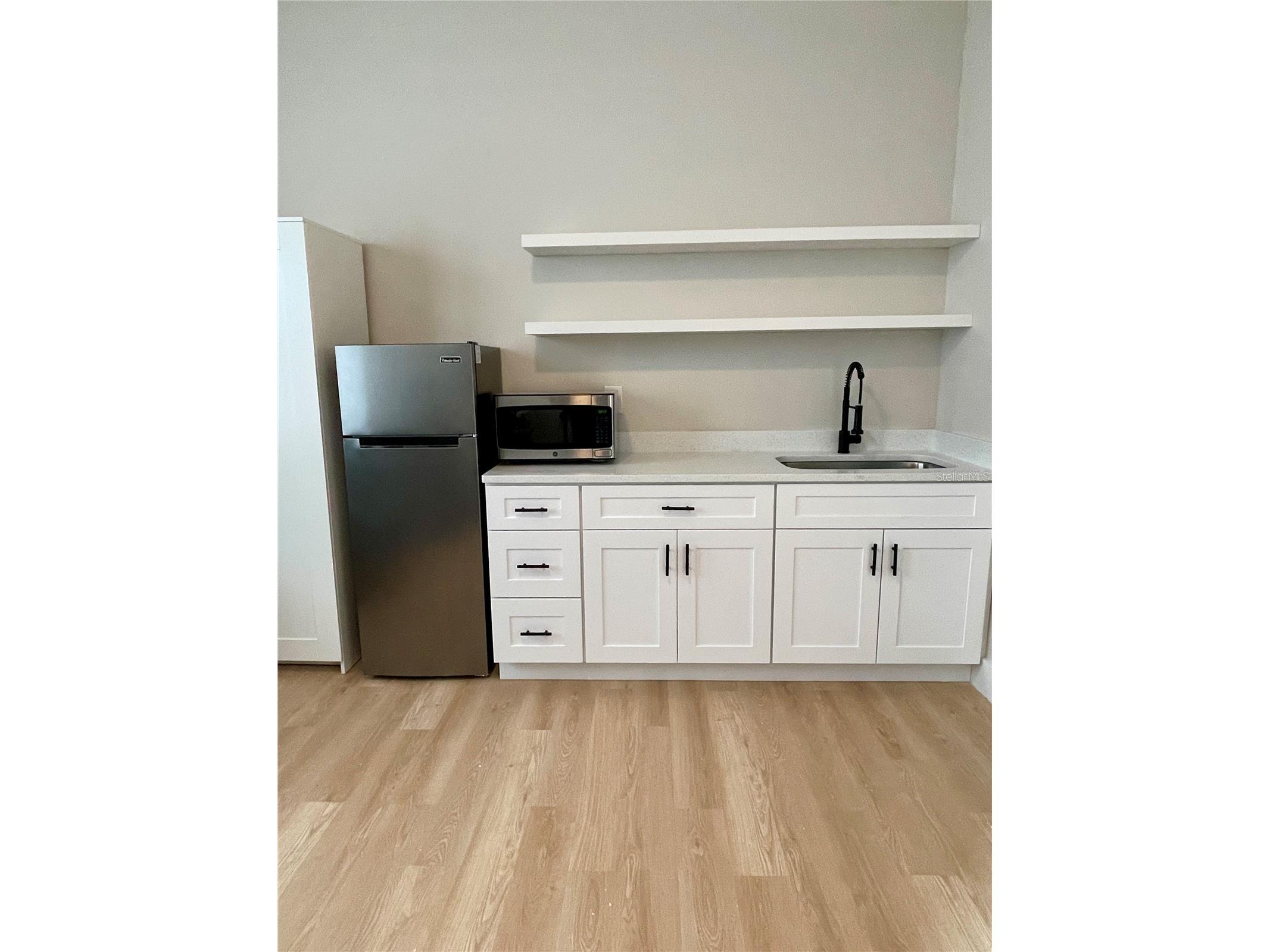 4338 1/2 15th Street N #B Saint Petersburg FL 33703 TB8479378 image3