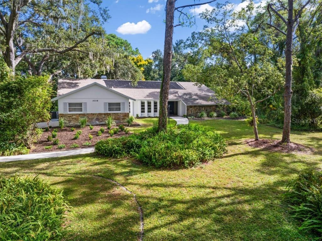 4338 Lost Forest Lane Sarasota FL 34235 A4667501 image1