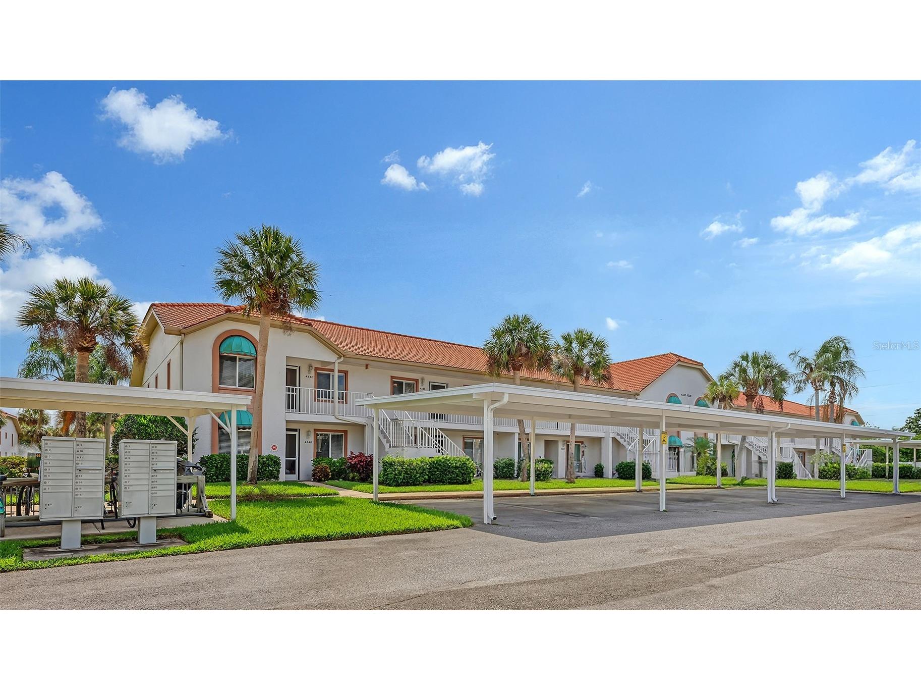 4338 Madeira Court #3346 Sarasota FL 34233 A4692389 image1