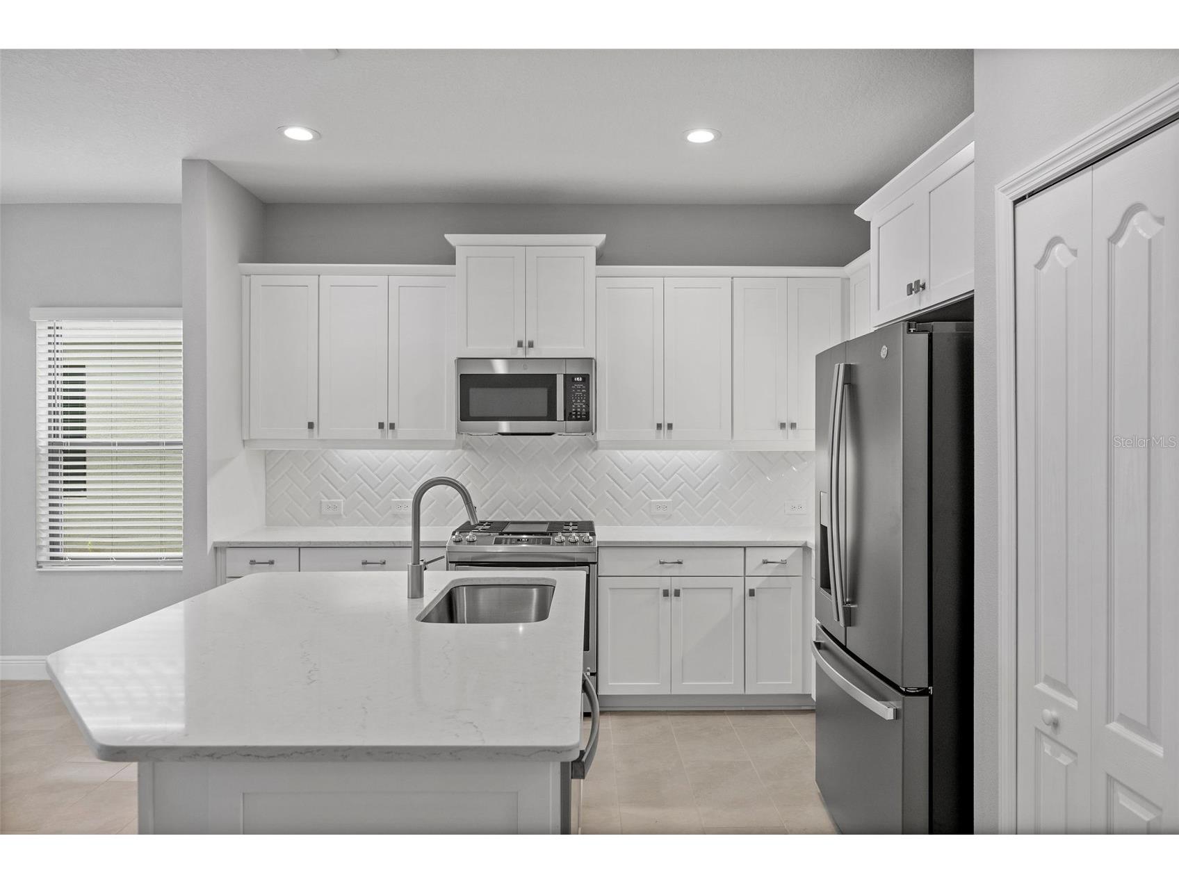 4338 Tamarind Place Bradenton FL 34203 A4683701 image7