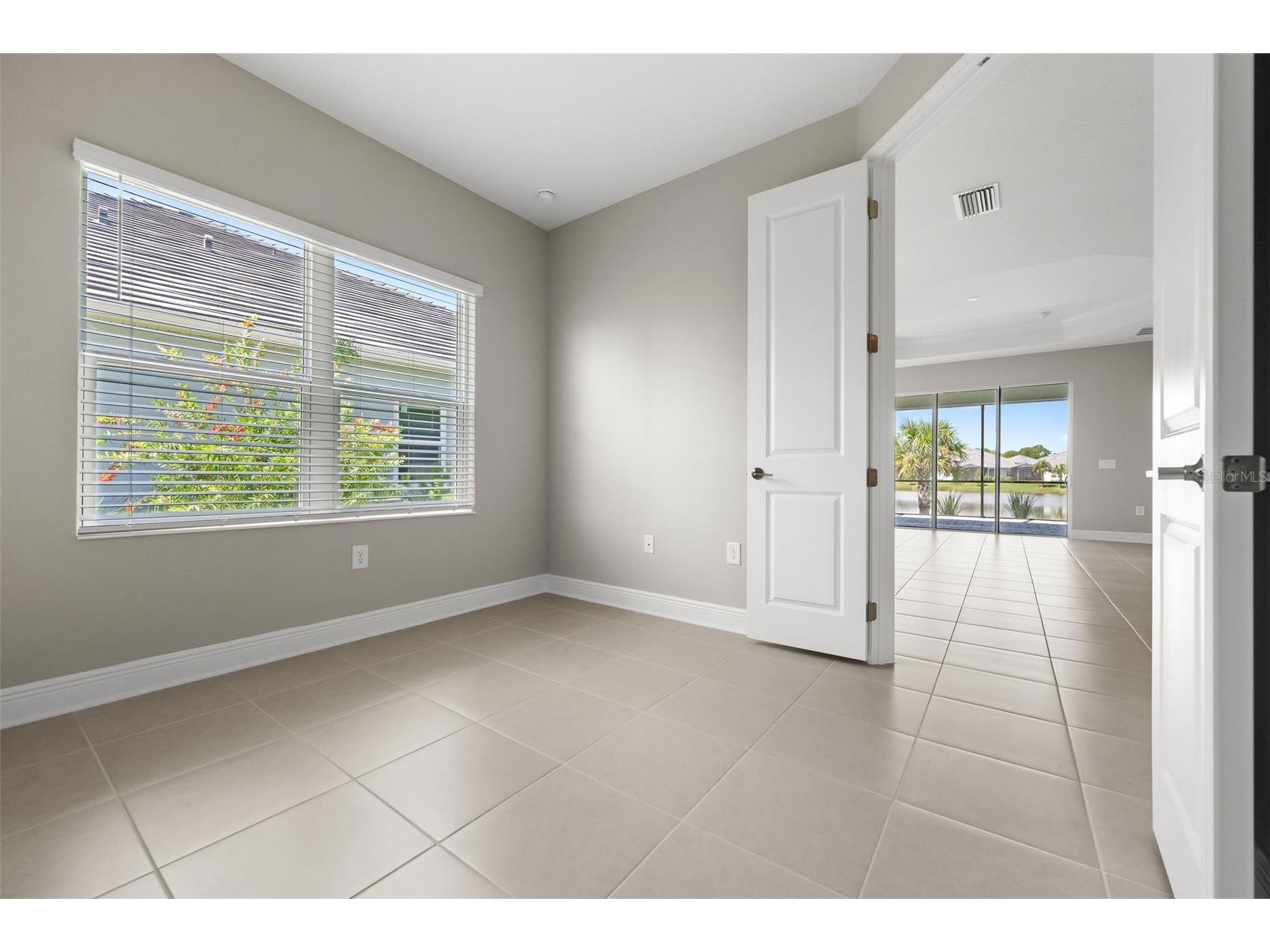 4338 Tamarind Place Bradenton FL 34203 A4683701 image9