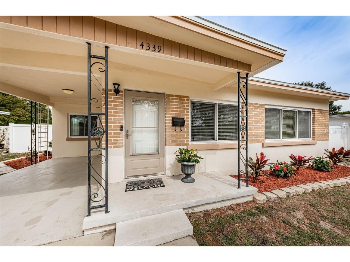 4339 11th Avenue N Saint Petersburg FL 33713 U8232963 image1