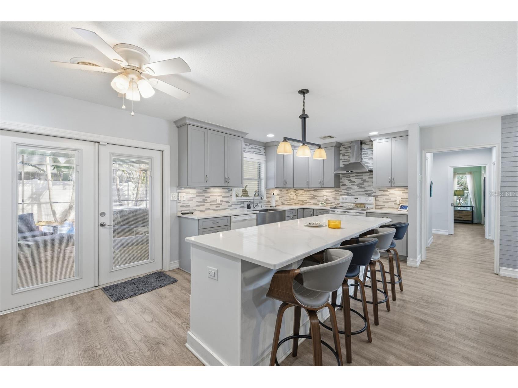 4339 50th Avenue S Saint Petersburg FL 33711 TB8489814 image11