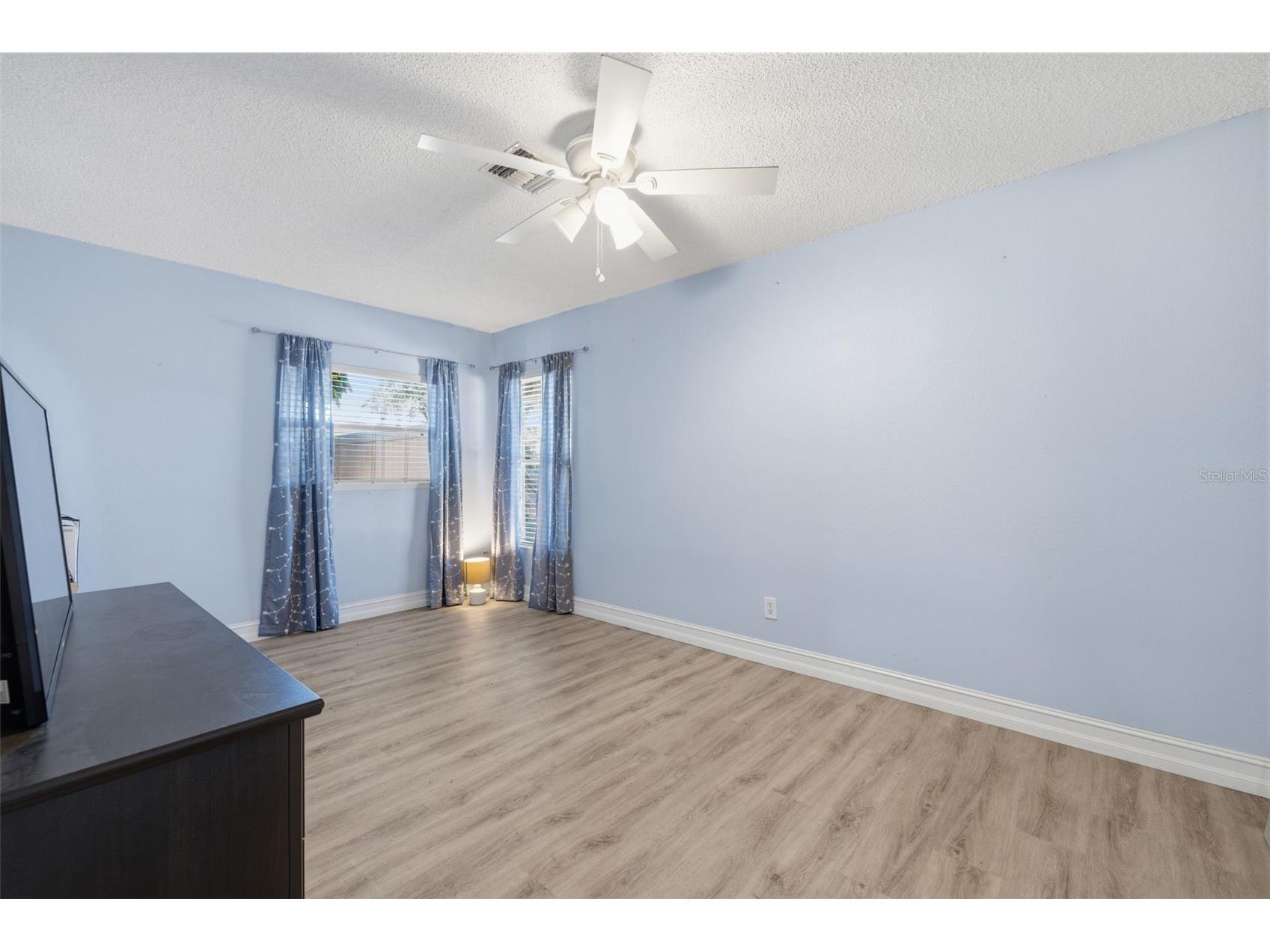 4339 50th Avenue S Saint Petersburg FL 33711 TB8489814 image15