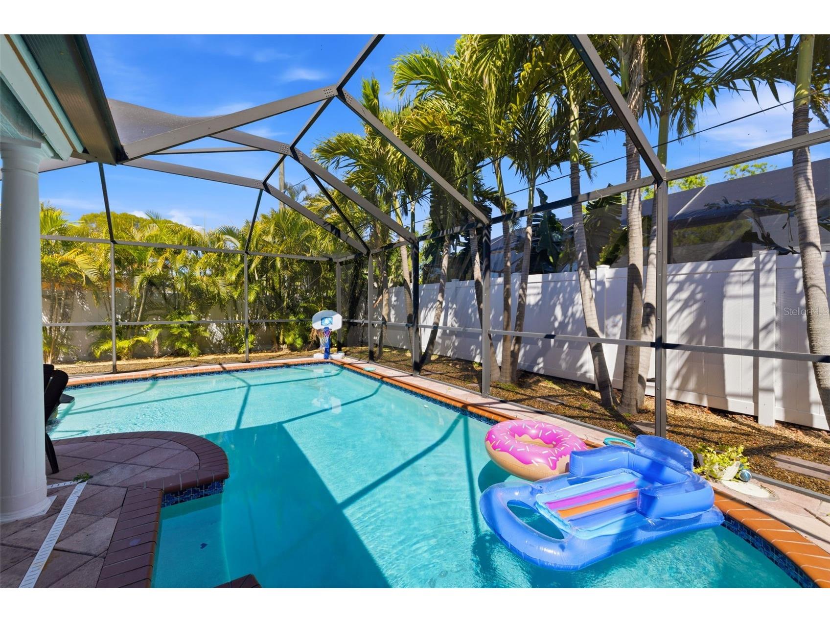4339 50th Avenue S Saint Petersburg FL 33711 TB8489814 image26