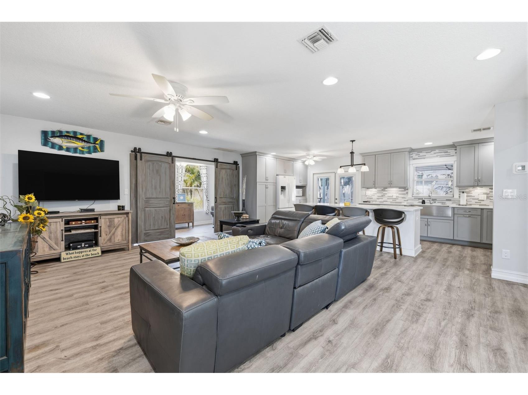 4339 50th Avenue S Saint Petersburg FL 33711 TB8489814 image4