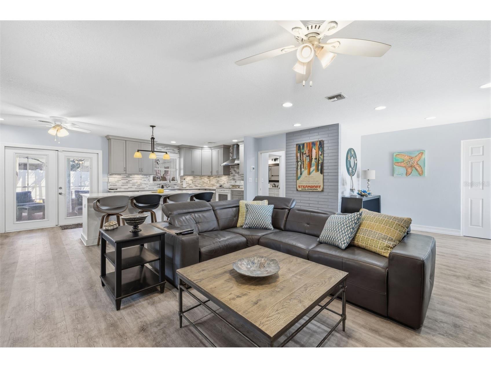 4339 50th Avenue S Saint Petersburg FL 33711 TB8489814 image5