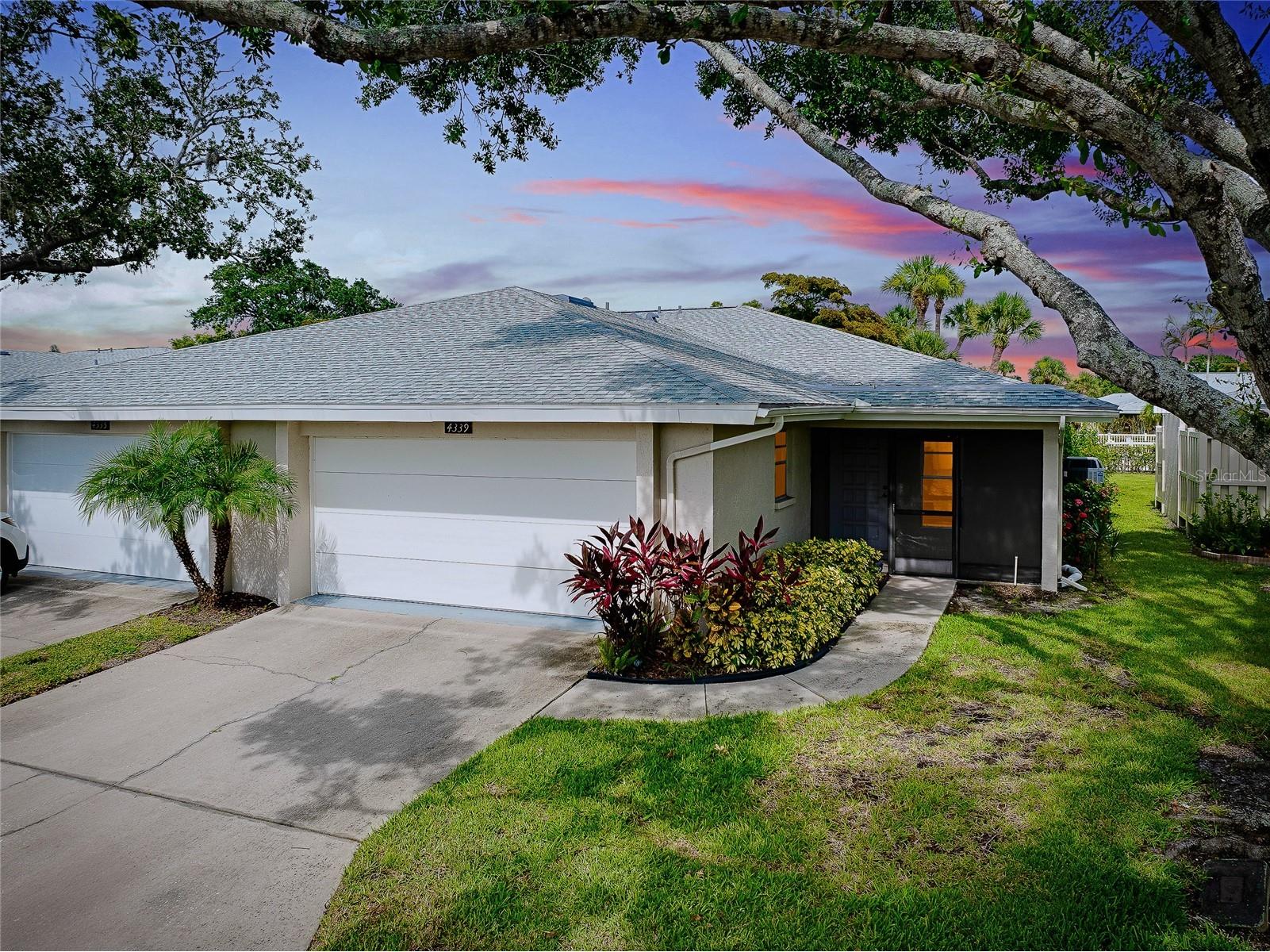4339 Bowling Green Circle #19 Sarasota FL 34233 A4658301 image1