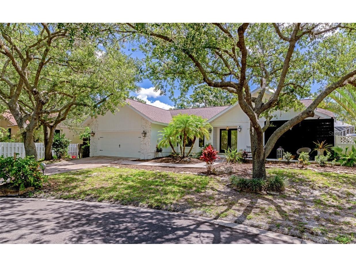 4339 Brackenwood Court Sarasota FL 34232 A4574356 image1