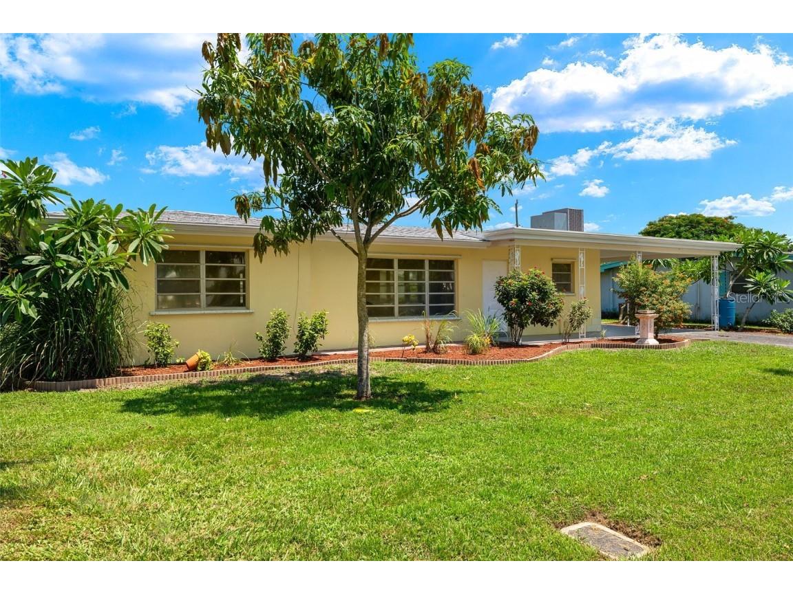 4339 Orangewood Avenue Fort Myers FL 33901 A4631196 image1