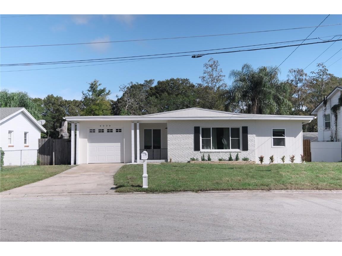 4339 Rossmore Drive Orlando FL 32810 O6069360 image1
