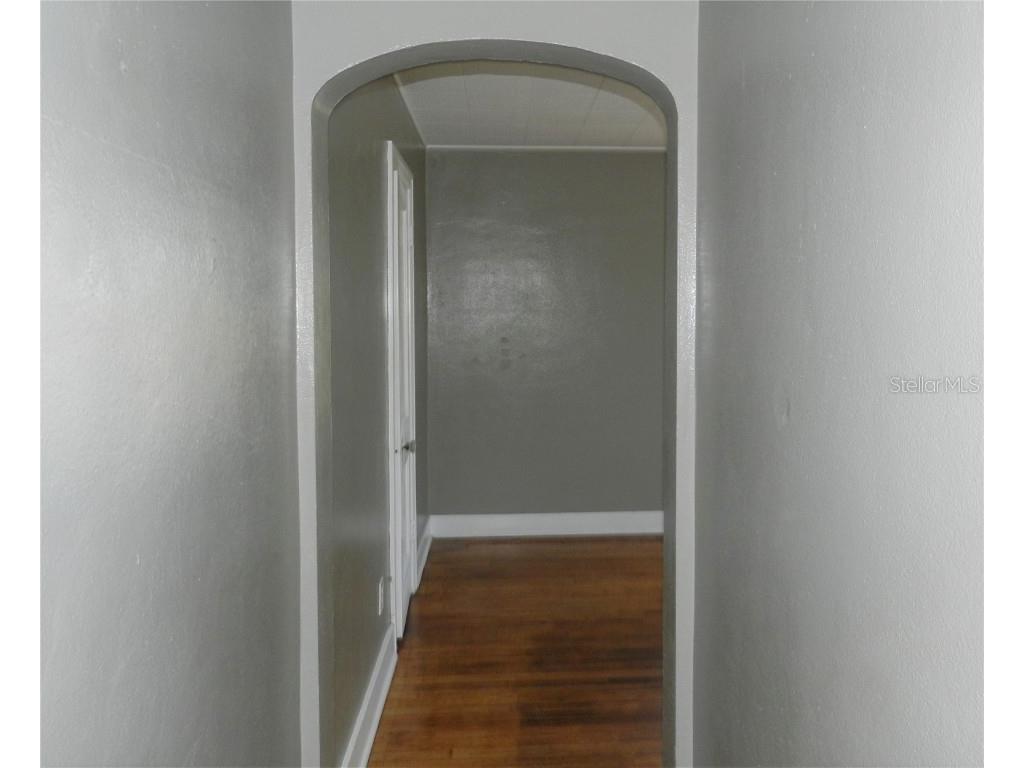 434 Joyce Terrace N Saint Petersburg FL 33701 TB8452682 image5