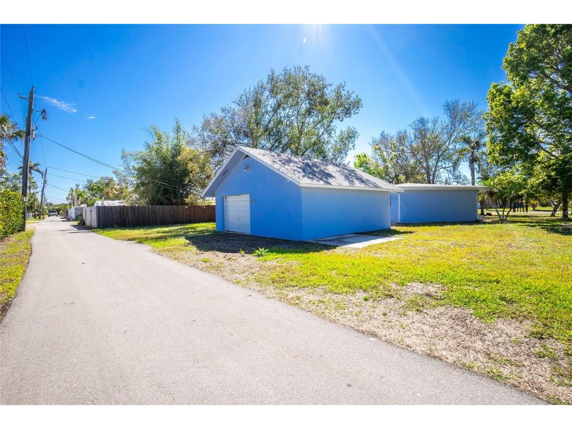 434 W Grace Street Punta Gorda FL 33950 C7505884 image9