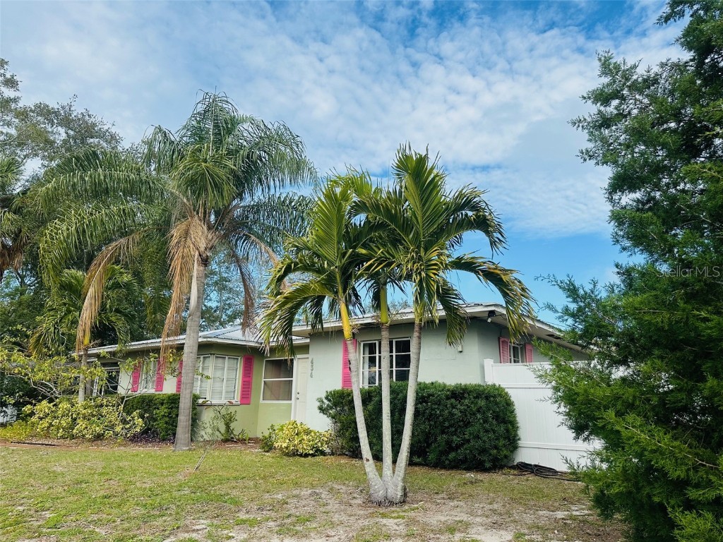 434 Woodlawn Avenue Belleair FL 33756 T3500083 image1