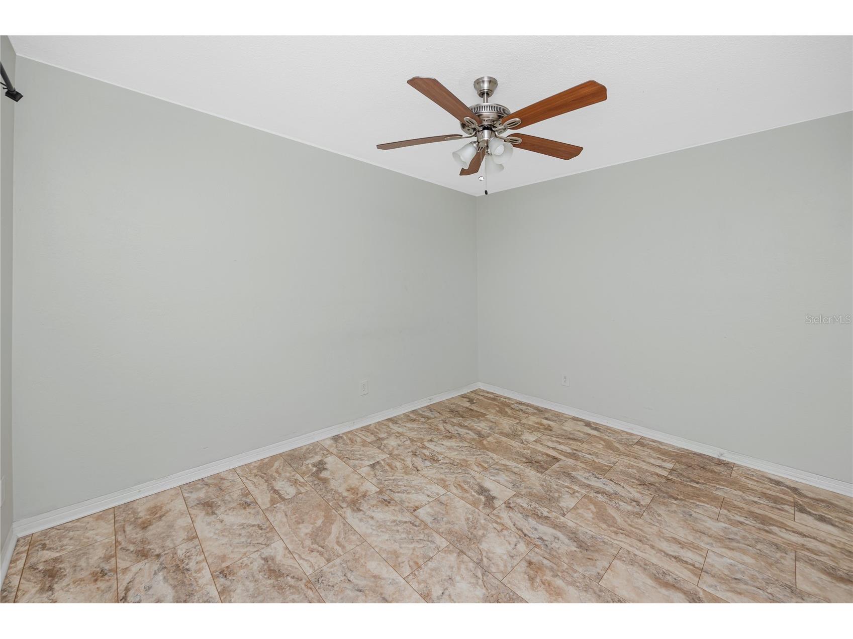 4340 37th Street S #6 Saint Petersburg FL 33711 TB8508221 image27