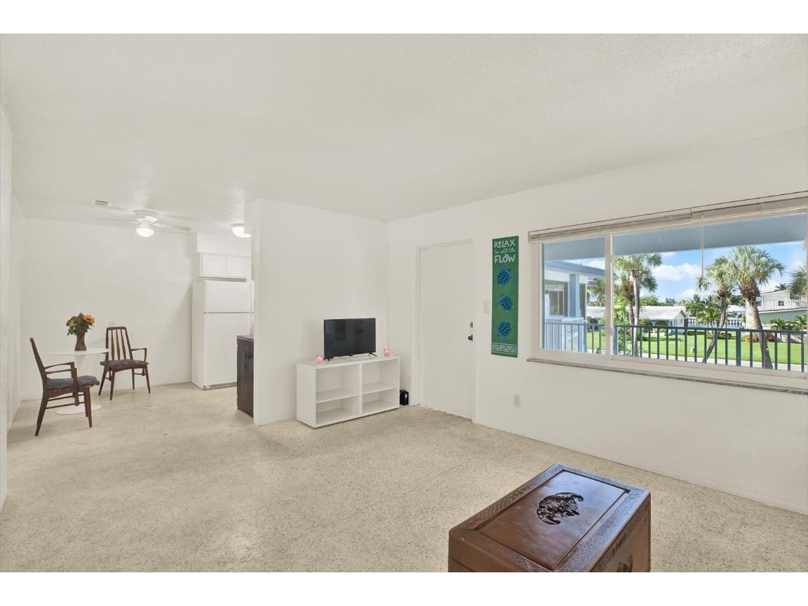 4340 37th Street S #7 Saint Petersburg FL 33711 TB8443850 image6