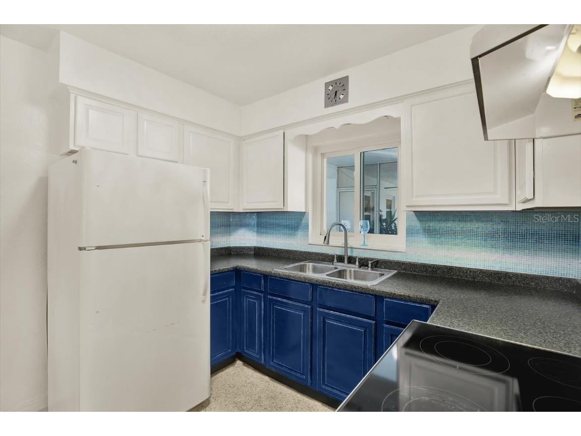 4340 37th Street S #7 Saint Petersburg FL 33711 TB8443850 image9