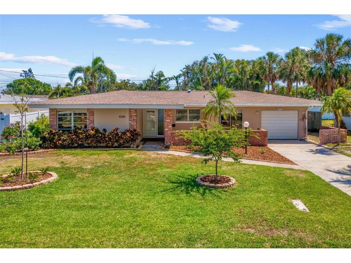 4340 50th Terrace S Saint Petersburg FL 33711 TB8377553 image1