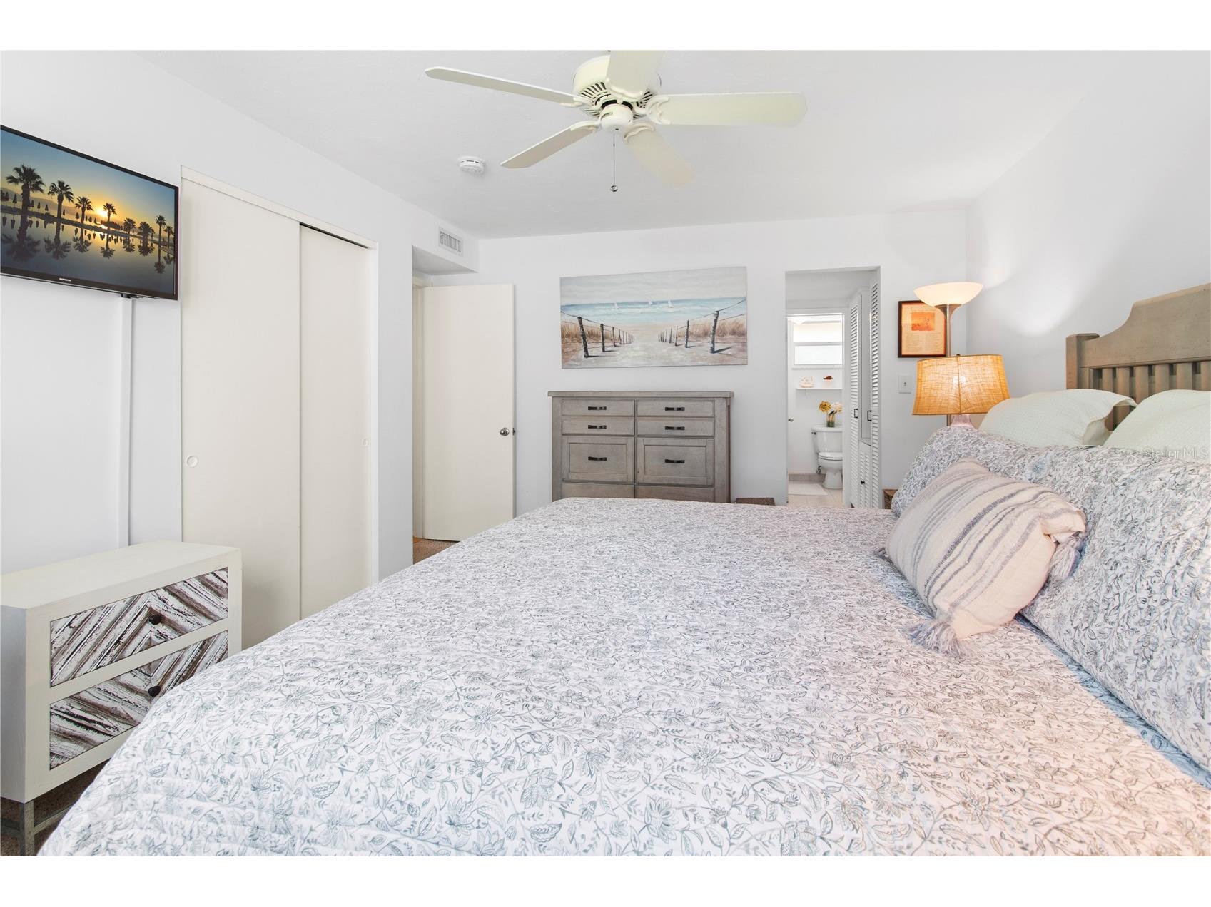 4340 Falmouth Drive #D-204 Longboat Key FL 34228 A4698081 image27