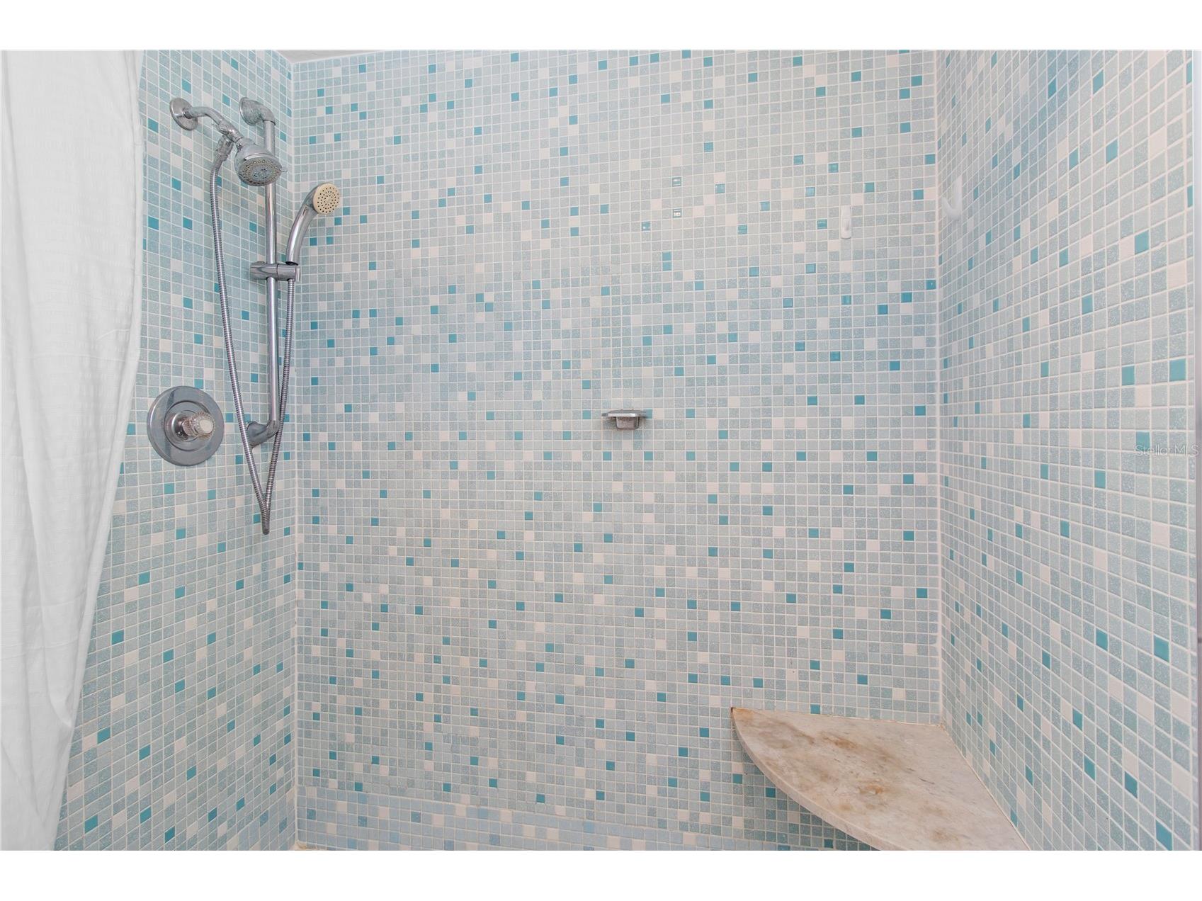 4340 Falmouth Drive #D-204 Longboat Key FL 34228 A4698081 image31