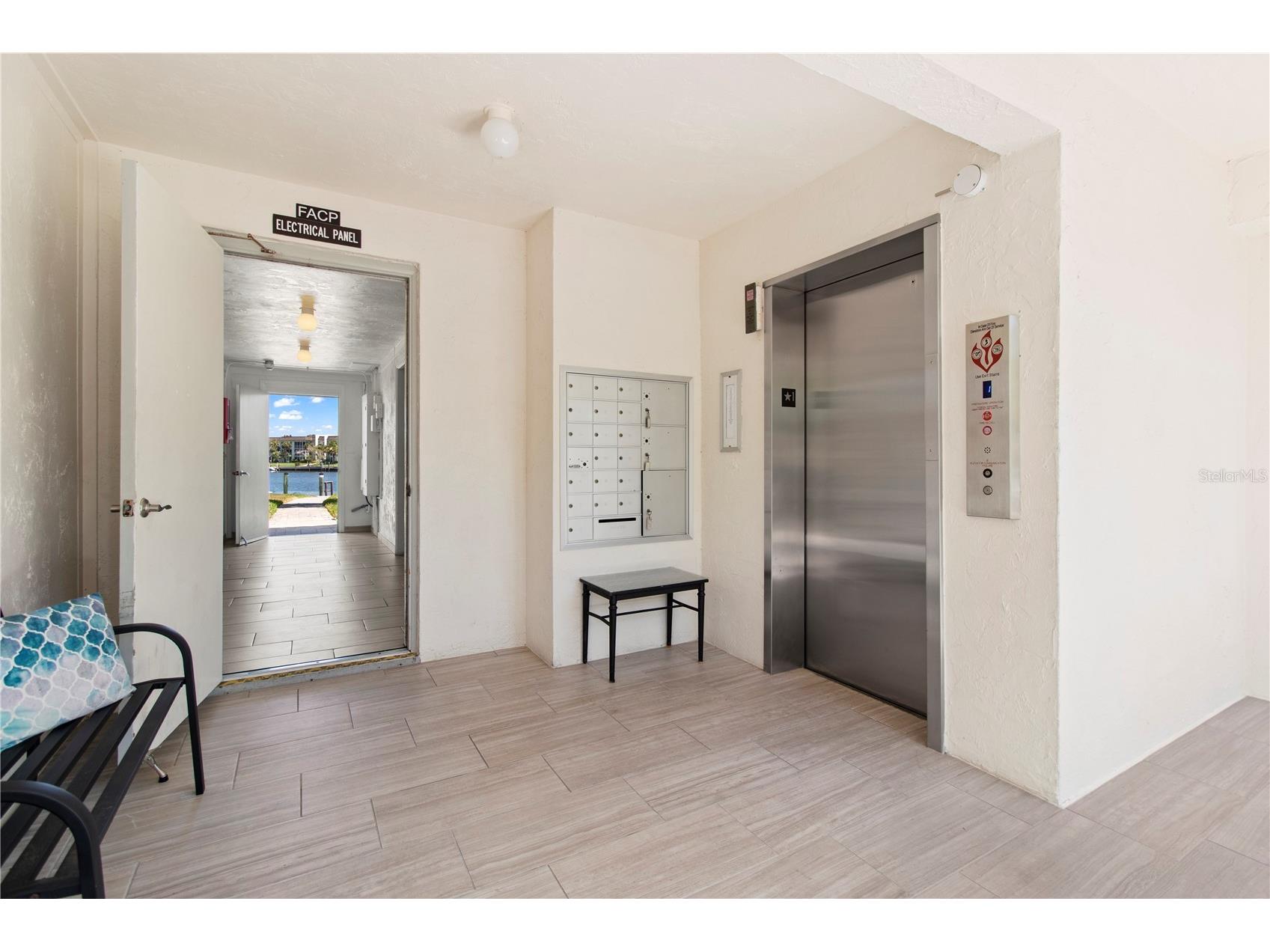 4340 Falmouth Drive #D-204 Longboat Key FL 34228 A4698081 image38