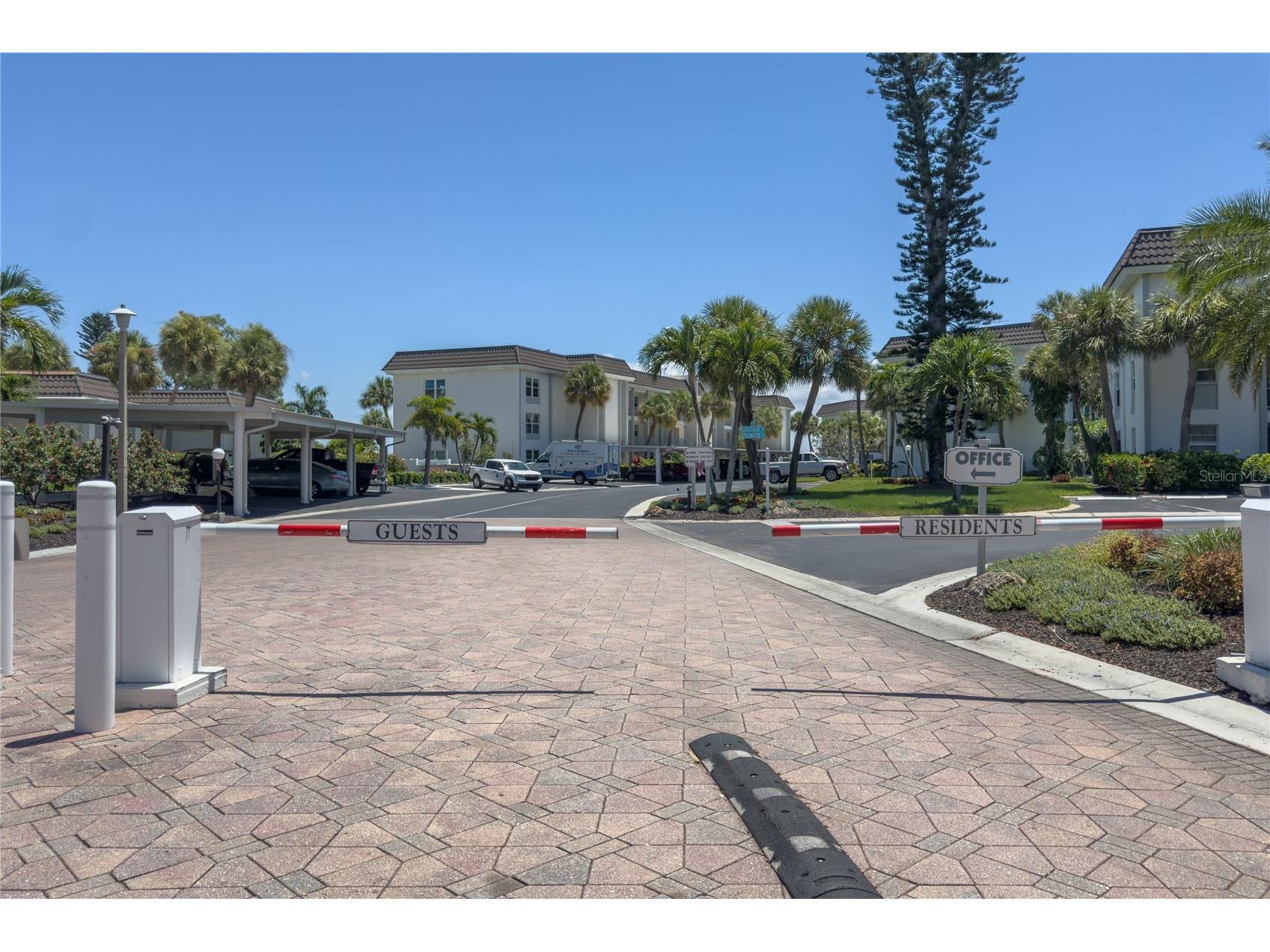 4340 Falmouth Drive #D-204 Longboat Key FL 34228 A4698081 image46