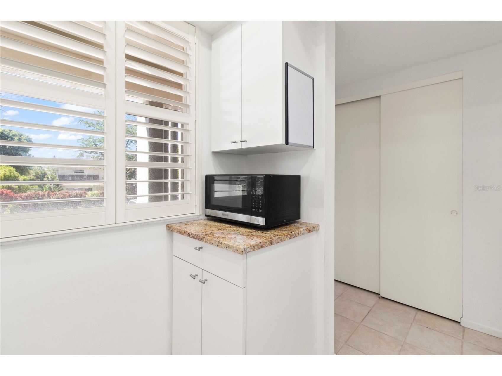 4340 Falmouth Drive #D-204 Longboat Key FL 34228 A4698081 image6