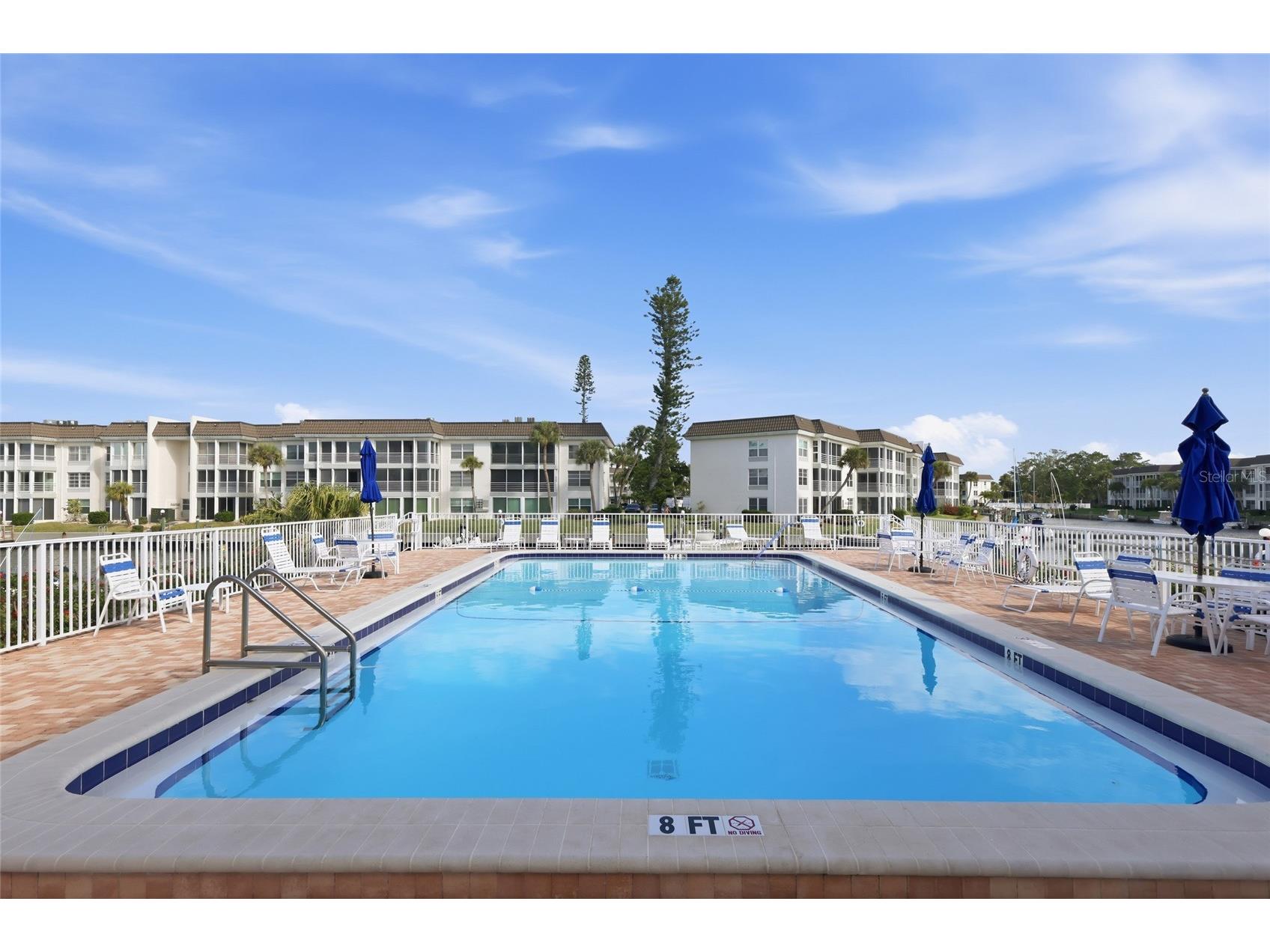 4340 Falmouth Drive #D104 Longboat Key FL 34228 - GULF OF AMERICA SARASOTA BAY A4676925 image28