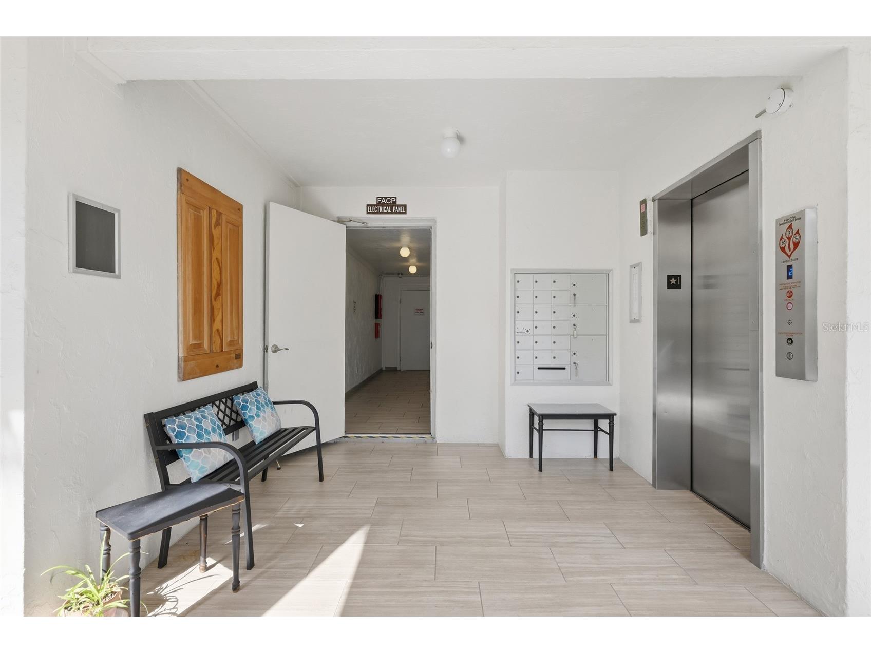 4340 Falmouth Drive #D104 Longboat Key FL 34228 - GULF OF AMERICA SARASOTA BAY A4676925 image29