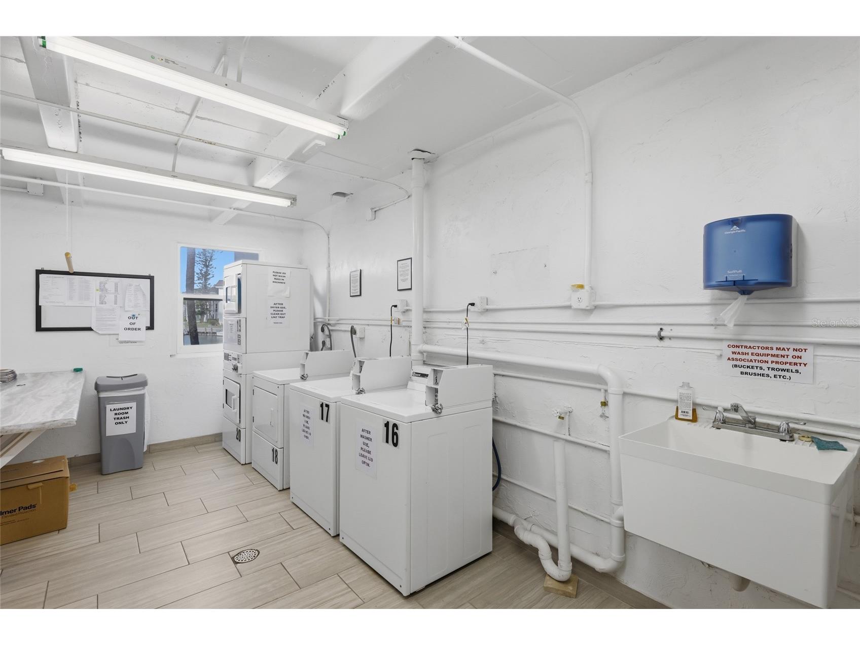 4340 Falmouth Drive #D104 Longboat Key FL 34228 - GULF OF AMERICA SARASOTA BAY A4676925 image30