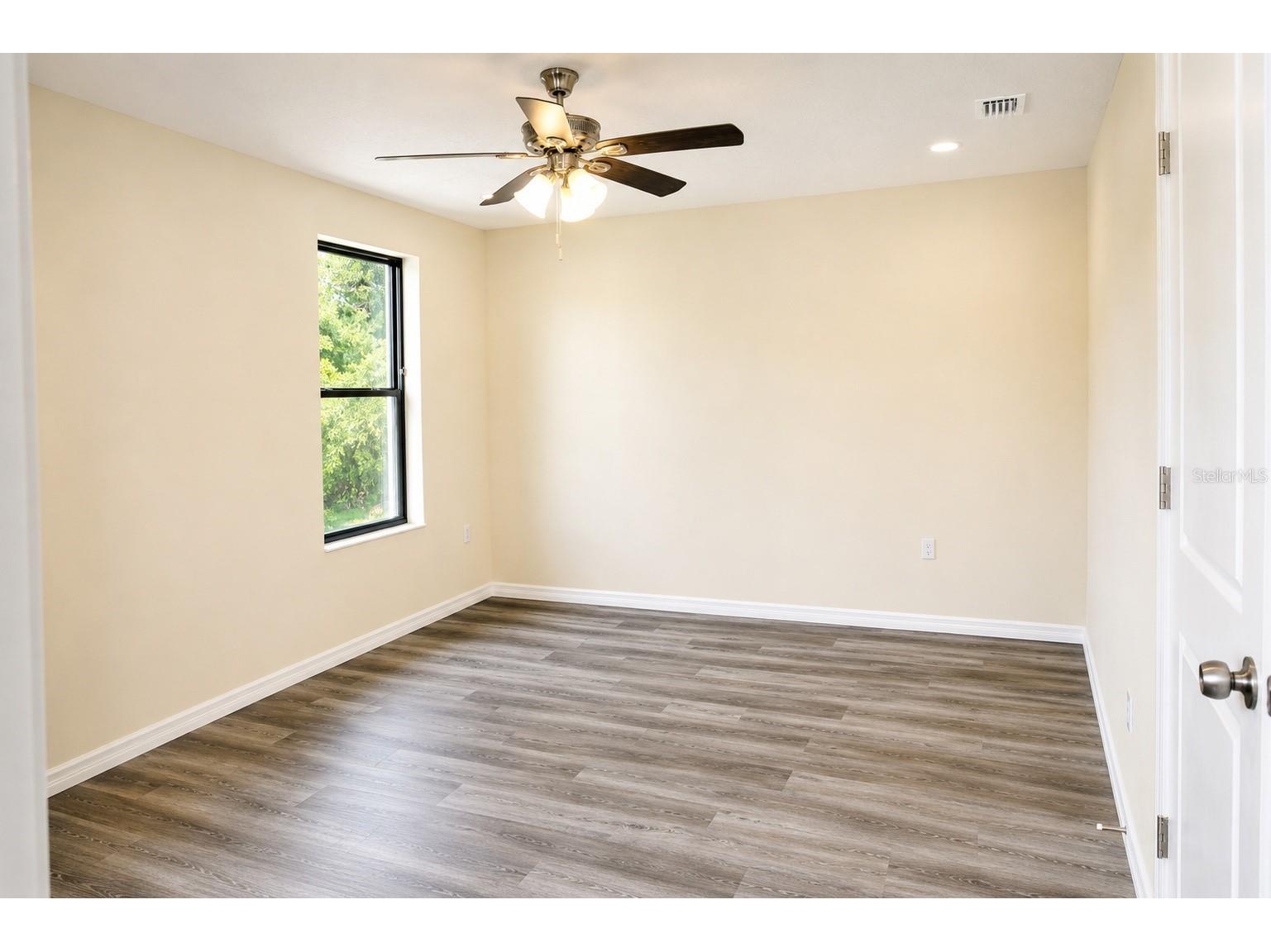 4341 Cambio Gardens Court Tampa FL 33610 TB8518911 image17