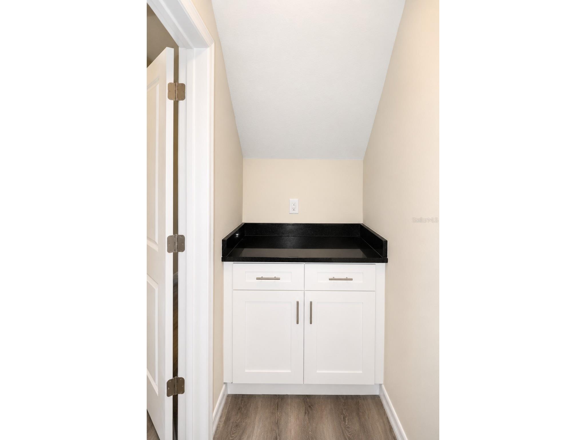 4341 Cambio Gardens Court Tampa FL 33610 TB8518911 image9