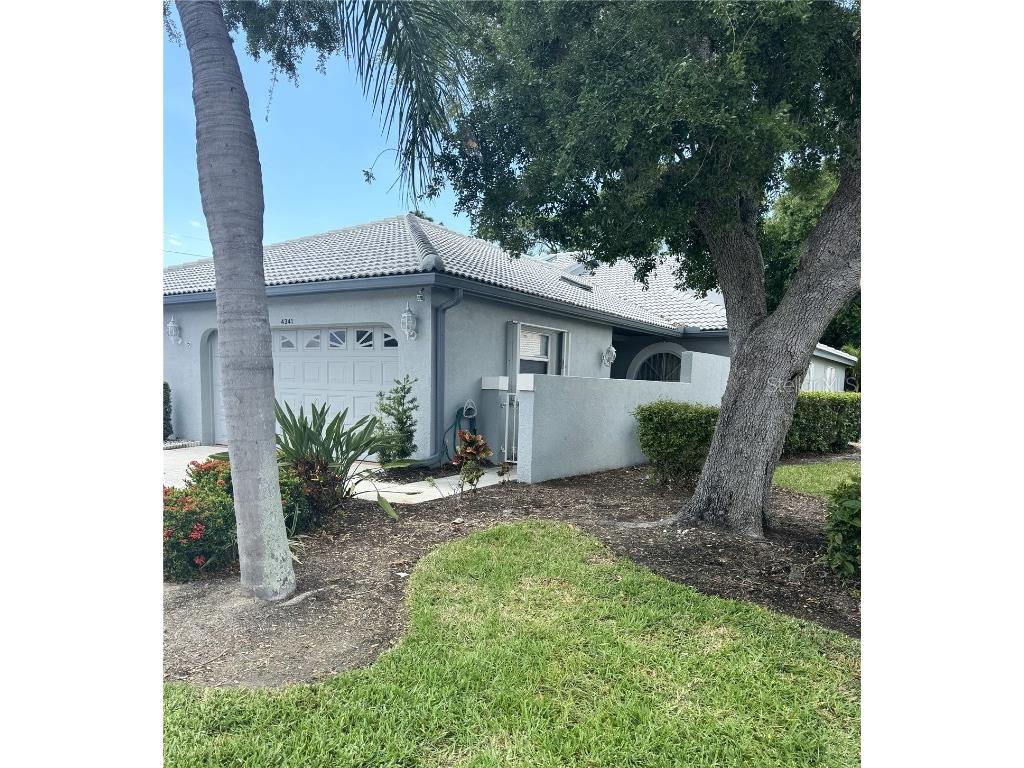 4341 Madeira Court #3208 Sarasota FL 34233 A4604870 image1