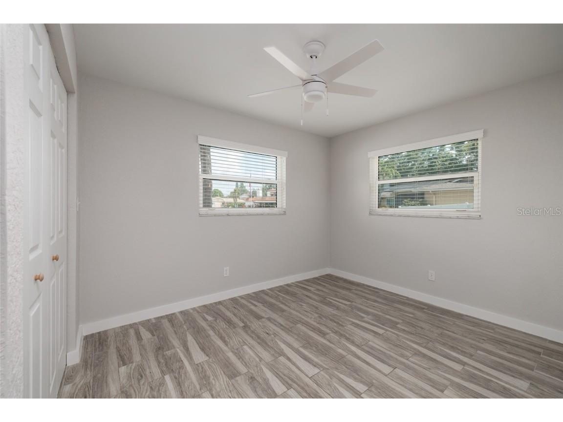 4342 14th Way NE Saint Petersburg FL 33703 TB8417423 image16