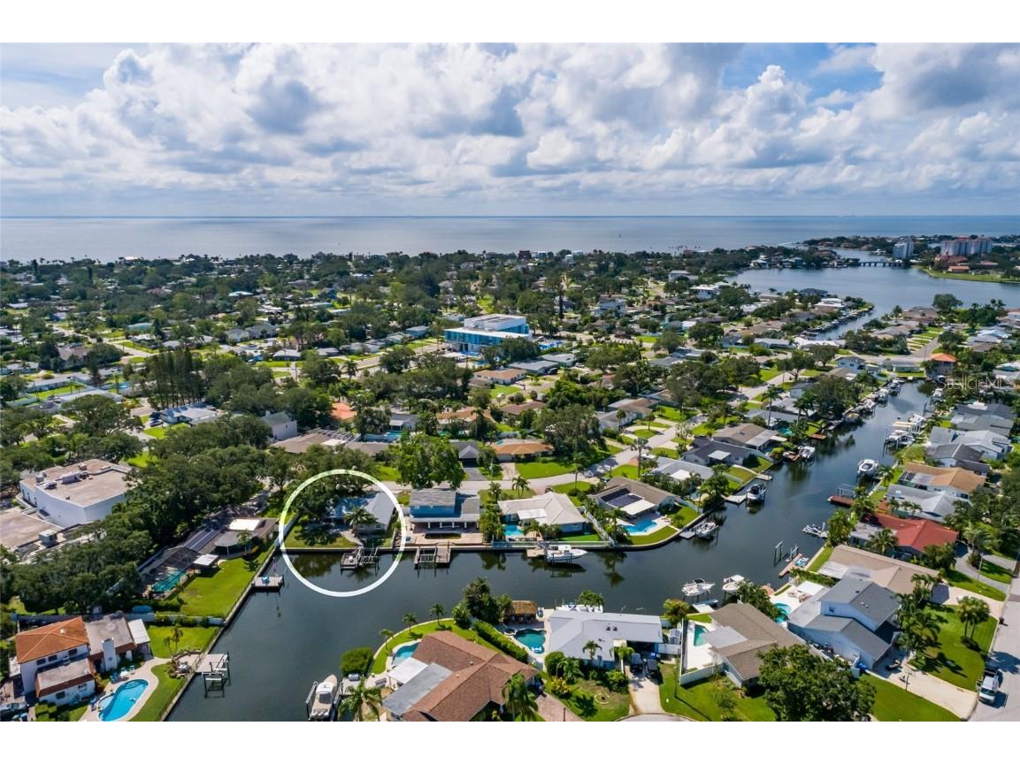 4342 14th Way NE Saint Petersburg FL 33703 TB8417423 image28