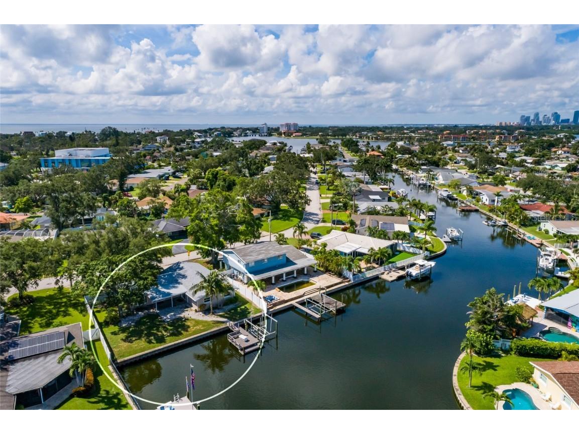 4342 14th Way NE Saint Petersburg FL 33703 TB8417423 image3