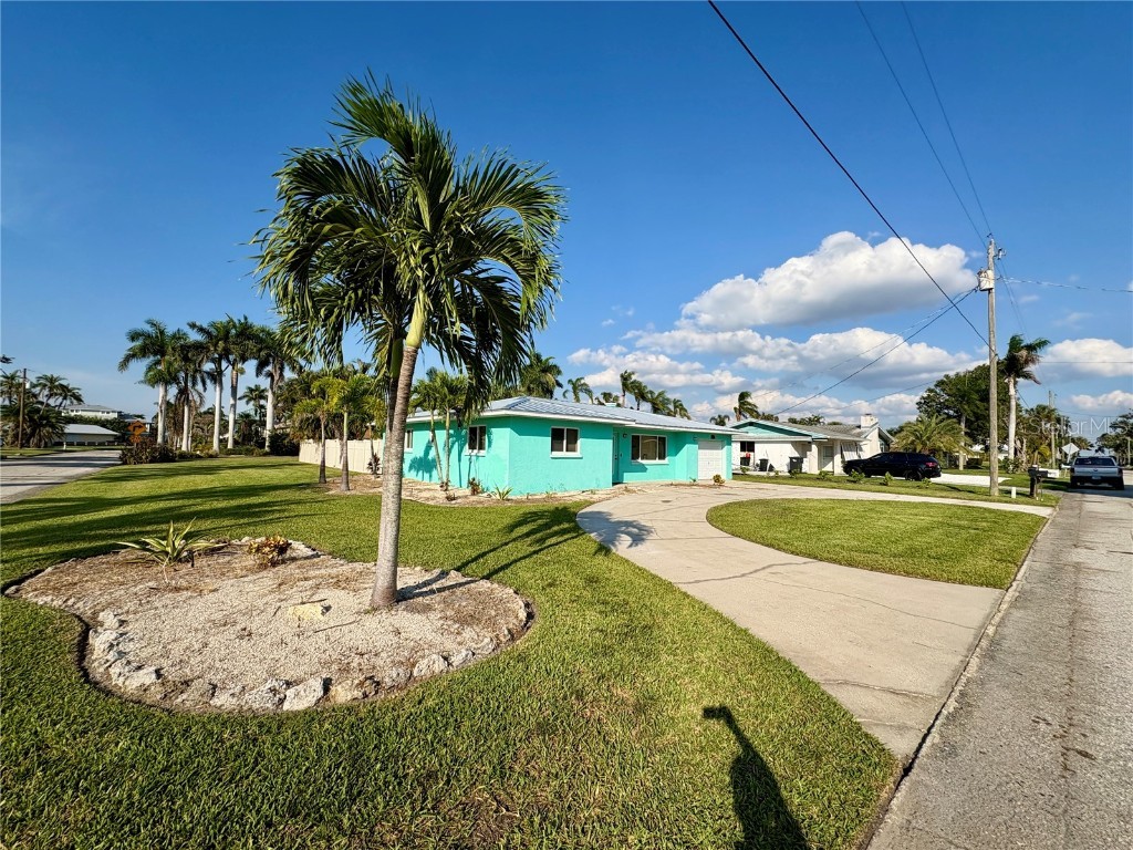 4342 Pompano Lane Palmetto FL 34221 A4669925 image1