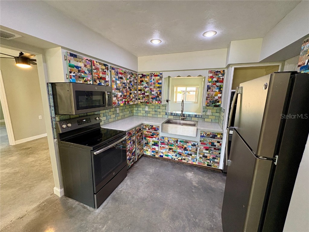 4342 Pompano Lane Palmetto FL 34221 A4669925 image6