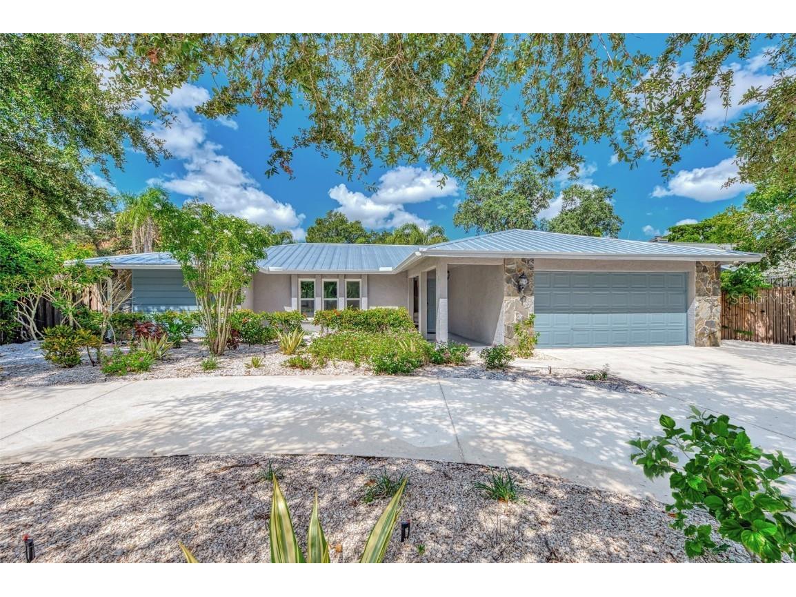 4342 Riverwood Avenue Sarasota FL 34231 A4621315 image1